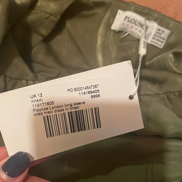 Elegant Olive Green Long Sleeve Dress - Picture 5 of 5